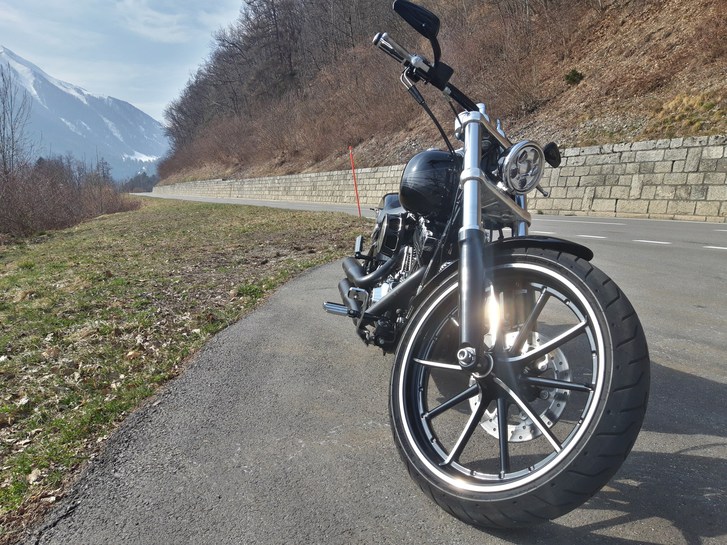 Harley-Davidson FXSB 1690 Softail Breakout ABS