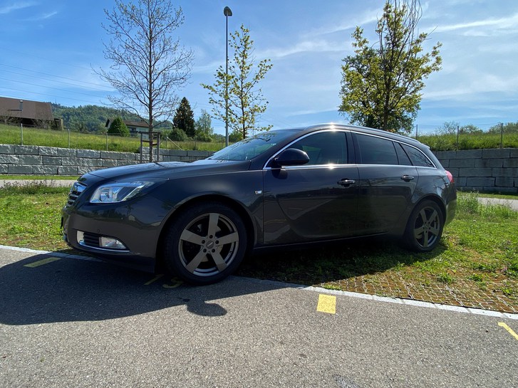 Opel Insignia Sports Tourer 2.0 T Active Ed.