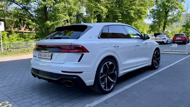 Audi RS Q8 4.0 V8 TFSI quattro T-Tronic Audi Audi RS Q8 4.0 V8 TFSI quattro T-Tronic