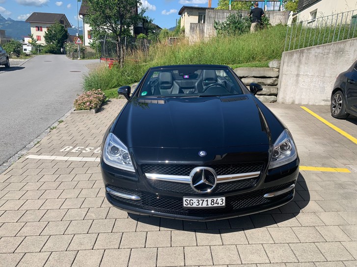 Mercedes-Benz SLK-Klasse R172 Cabriolet SLK 200 BlueEffic. Mercedes-Benz Mercedes-Benz SLK-Klasse R172 Cabriolet SLK 200 BlueEffic.