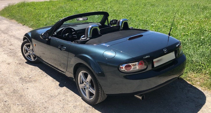 Mazda MX-5 Roadster 2.0 Exclusive Mazda Mazda MX-5 Roadster 2.0 Exclusive