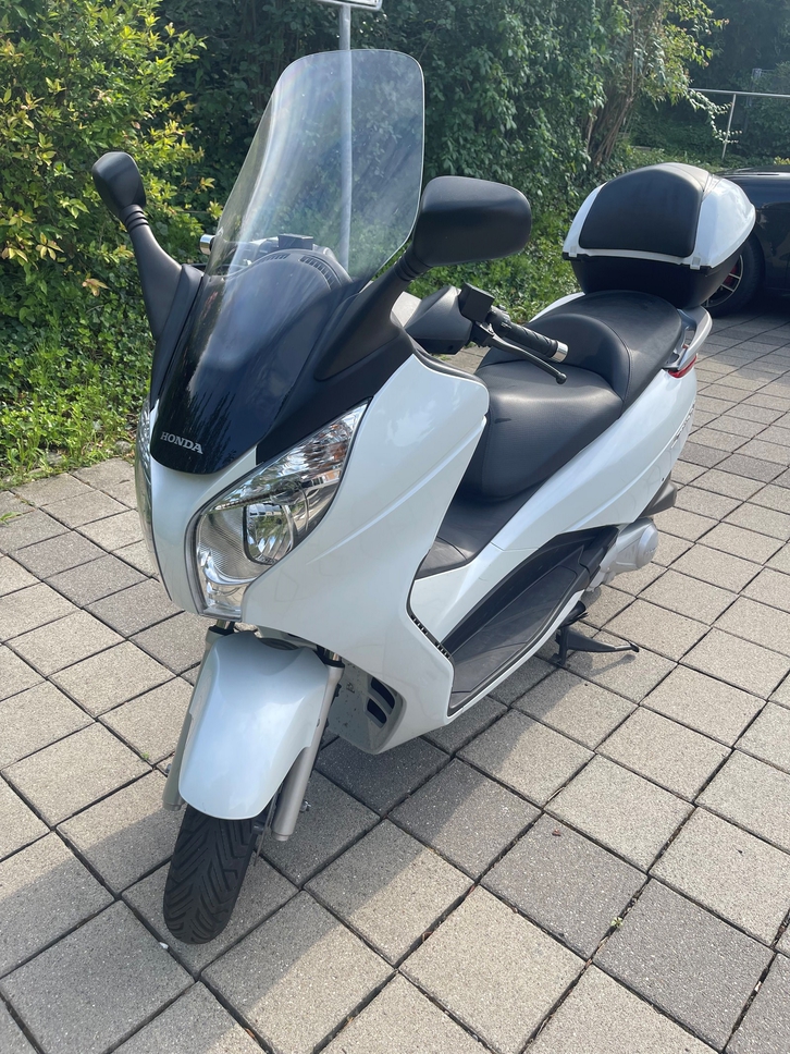 Honda FES 125 S-Wing A ABS Honda Honda FES 125 S-Wing A ABS