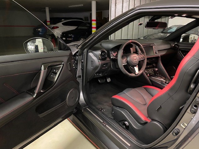 Nissan GT-R 3.8 V6 BiT Black Edition Nissan Nissan GT-R 3.8 V6 BiT Black Edition