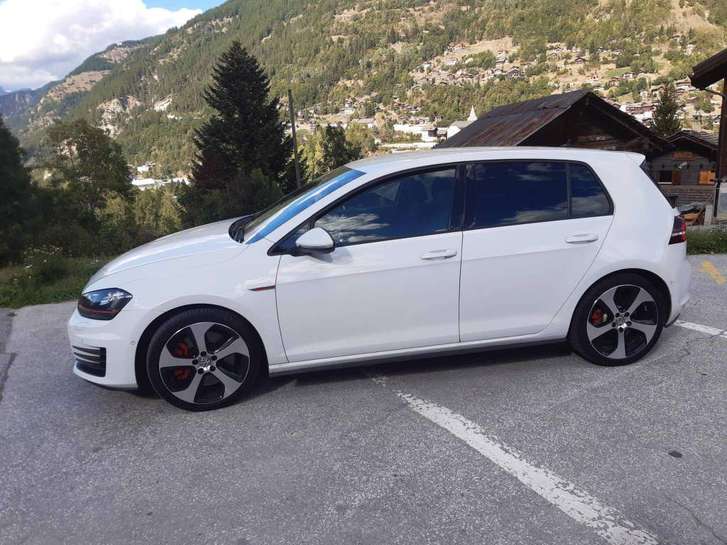 VW Golf VII 2.0 TSI GTI Performance VW VW Golf VII 2.0 TSI GTI Performance