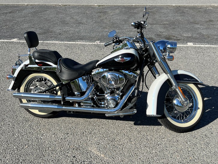 Harley-Davidson FLSTNI 1450 Softail Deluxe