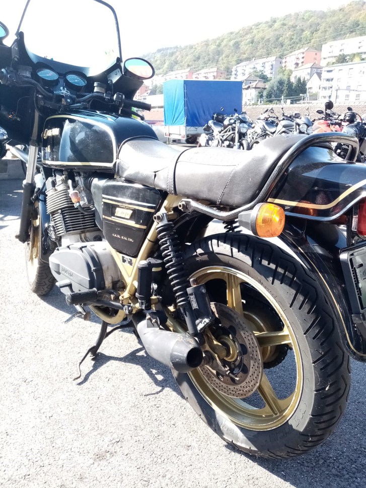 LAVERDA 1200 jubilé (Route) LAVERDA LAVERDA 1200 jubilé (Route)