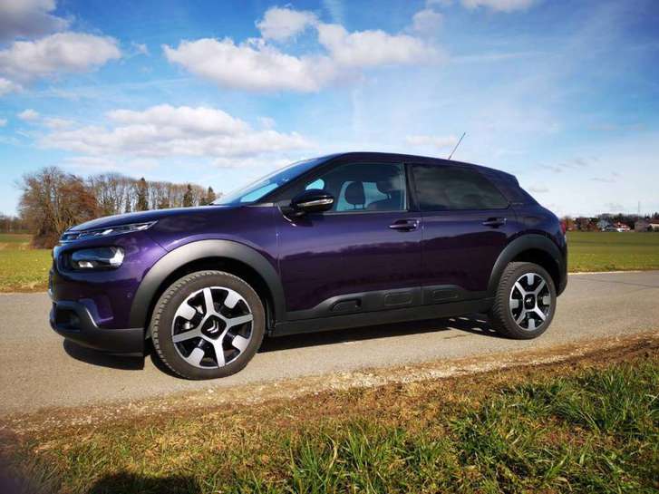Citroën C4 Cactus 1.2 PureTech Shine Citroën Citroën C4 Cactus 1.2 PureTech Shine