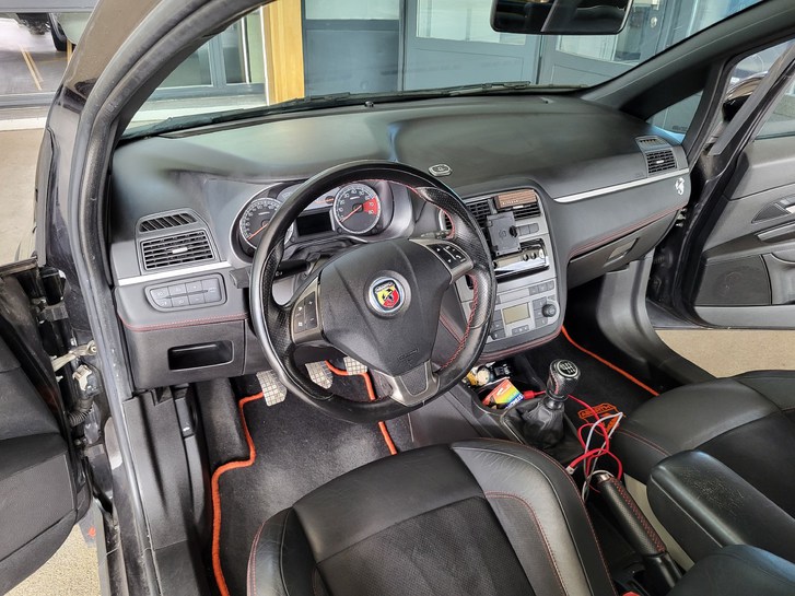 Fiat Grande Punto 1.4 16V T-Jet Abarth SS Fiat Fiat Grande Punto 1.4 16V T-Jet Abarth SS