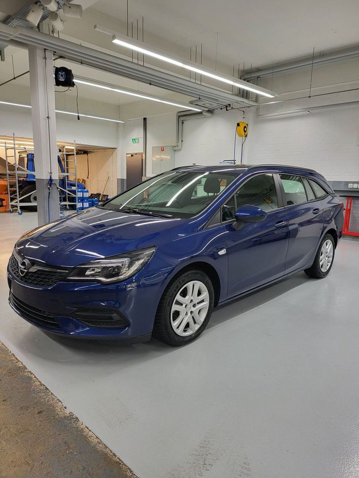 Opel Astra Sports Tourer 1.5 D 122 Elegance S/S Opel Opel Astra Sports Tourer 1.5 D 122 Elegance S/S