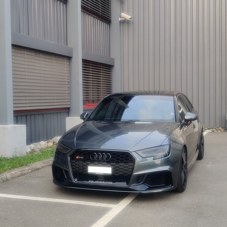 Audi RS3 Sportback 2.5 T FSI quattro S-Tronic Audi Audi RS3 Sportback 2.5 T FSI quattro S-Tronic