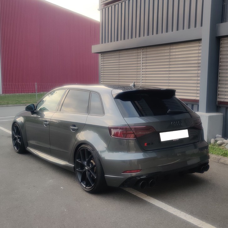 Audi RS3 Sportback 2.5 T FSI quattro S-Tronic Audi Audi RS3 Sportback 2.5 T FSI quattro S-Tronic