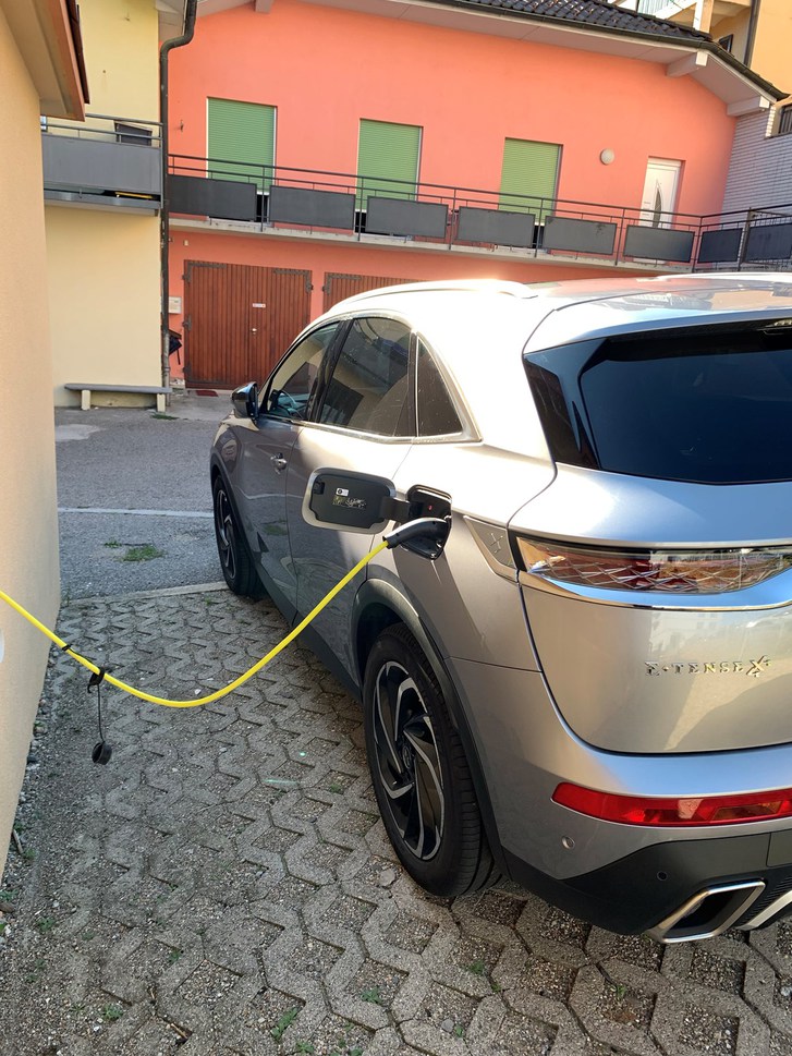 DS Automobiles DS7 Crossback 1.6 E-Tense Rivoli 4x4 DS Automobiles DS Automobiles DS7 Crossback 1.6 E-Tense Rivoli 4x4