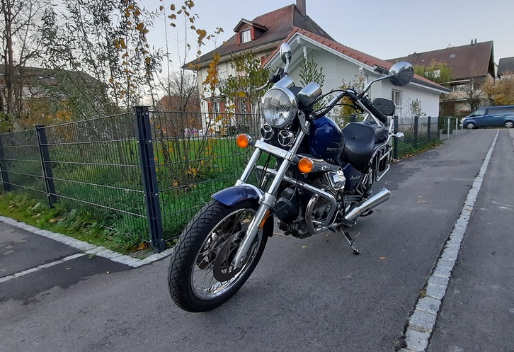 Moto Guzzi 750 Nevada C. Speichenrad Moto Guzzi Moto Guzzi 750 Nevada C. Speichenrad