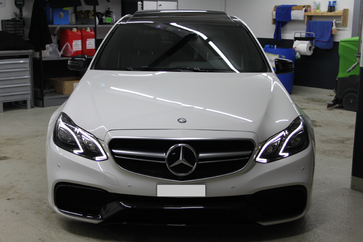 Mercedes-Benz E-Klasse W212 E 63 V8 S AMG 4matic Mercedes-Benz Mercedes-Benz E-Klasse W212 E 63 V8 S AMG 4matic