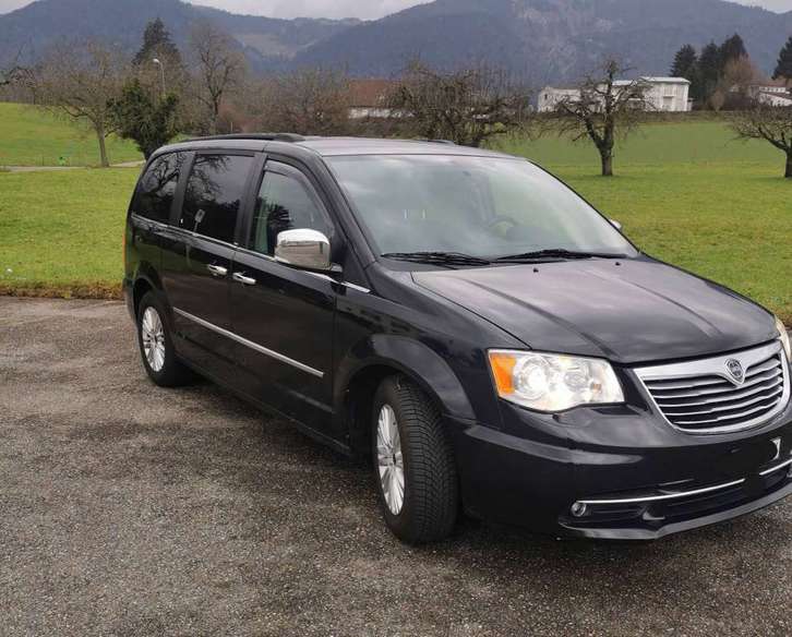 Lancia Voyager 2.8 TD Silver Lancia Lancia Voyager 2.8 TD Silver