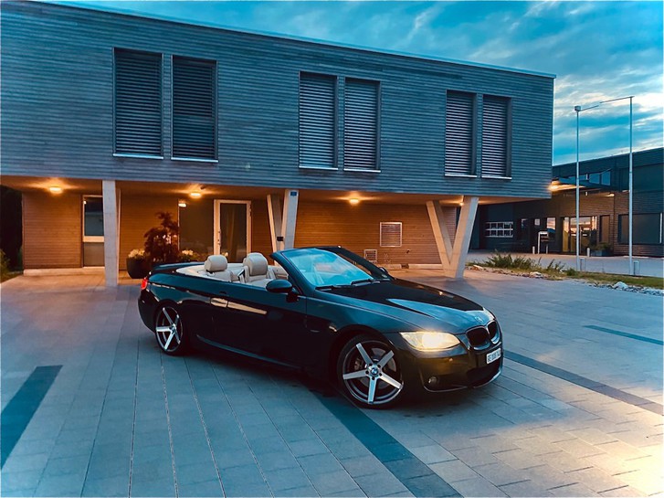 BMW 3er Reihe E93 Cabriolet 335i BMW BMW 3er Reihe E93 Cabriolet 335i