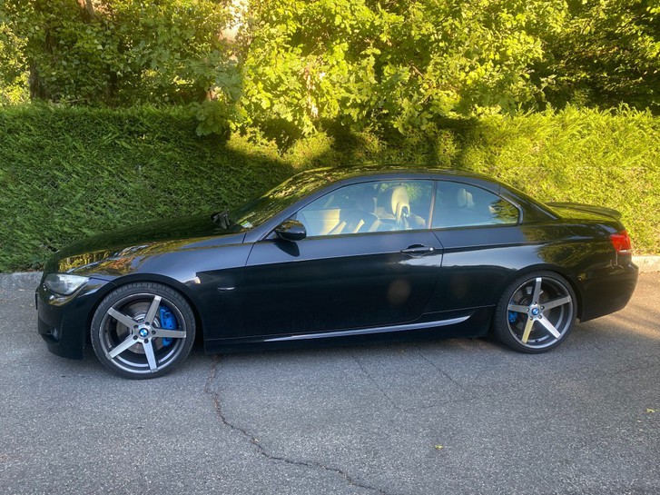 BMW 3er Reihe E93 Cabriolet 335i BMW BMW 3er Reihe E93 Cabriolet 335i