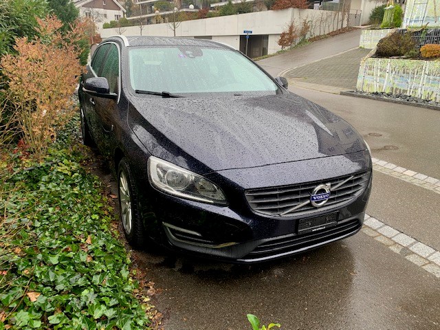 Volvo V60 2.0 D2 Ocean Race S/S Volvo Volvo V60 2.0 D2 Ocean Race S/S