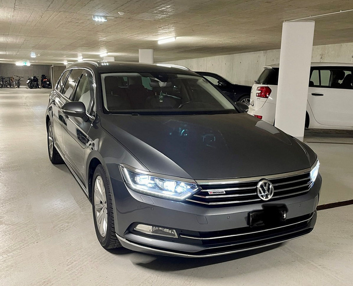 VW Passat Variant 2.0 TDI 190 SCR Highl. DSG 4m VW VW Passat Variant 2.0 TDI 190 SCR Highl. DSG 4m