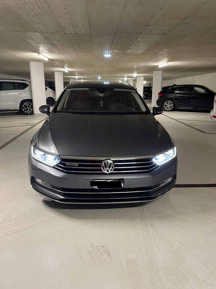 VW Passat Variant 2.0 TDI 190 SCR Highl. DSG 4m VW VW Passat Variant 2.0 TDI 190 SCR Highl. DSG 4m