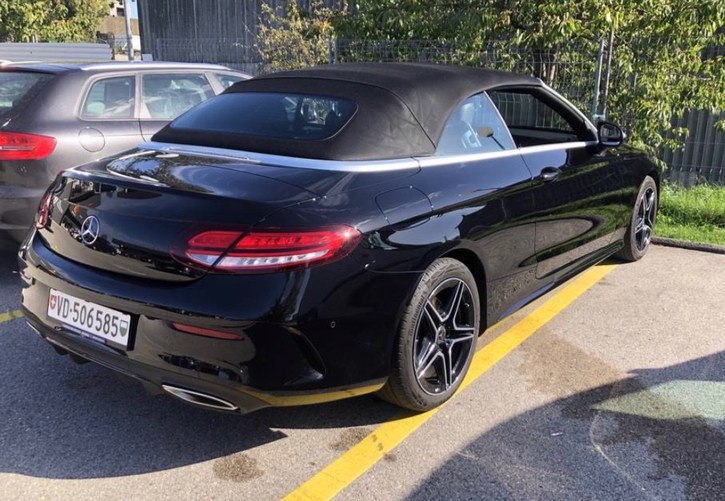 Mercedes-Benz C-Klasse A205 Cabriolet C 200 AMG Line 4matic Mercedes-Benz Mercedes-Benz C-Klasse A205 Cabriolet C 200 AMG Line 4matic