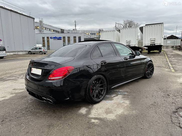 Mercedes-Benz C-Klasse W205 C 450 AMG 4matic Mercedes-Benz Mercedes-Benz C-Klasse W205 C 450 AMG 4matic