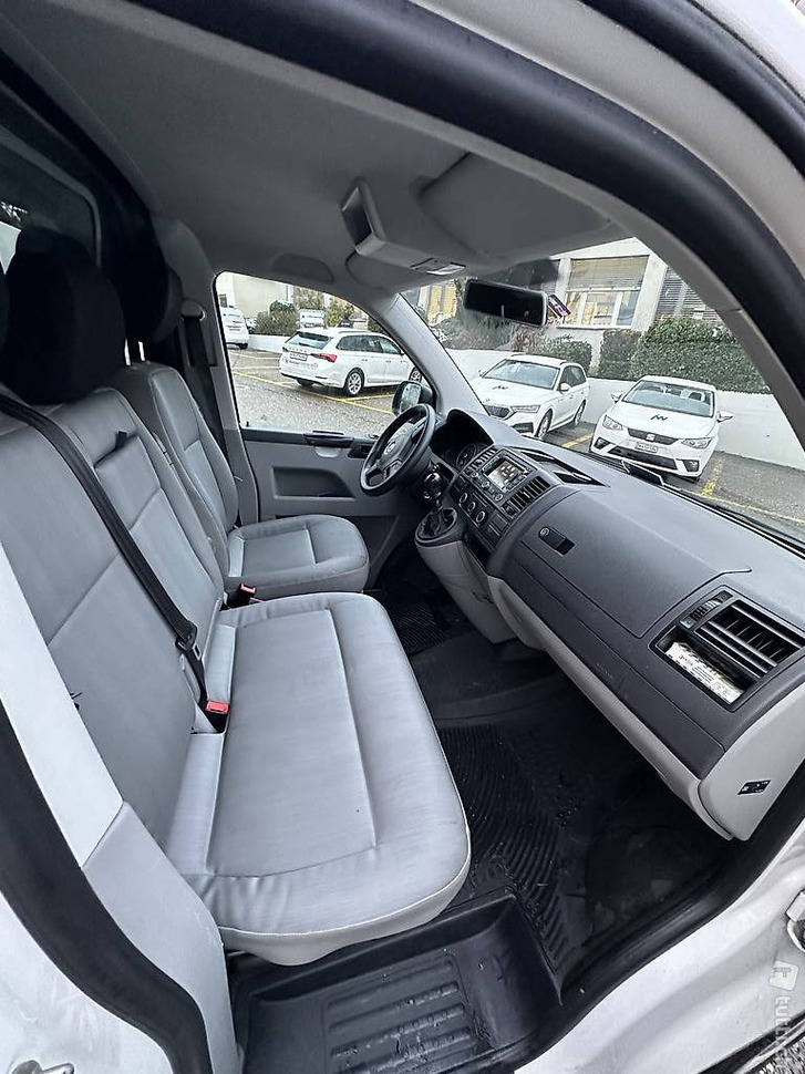 VW T5 2.0 TDI inkl. Sortimo Einbau mit Werkzeugen VW VW T5 2.0 TDI inkl. Sortimo Einbau mit Werkzeugen