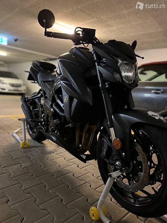 Suzuki GSX-S 750 L7-M0 Suzuki Suzuki GSX-S 750 L7-M0