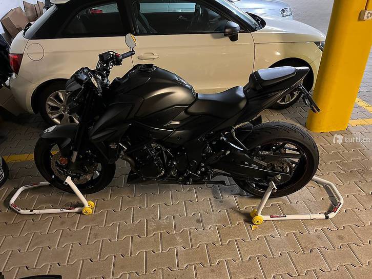 Suzuki GSX-S 750 L7-M0 Suzuki Suzuki GSX-S 750 L7-M0