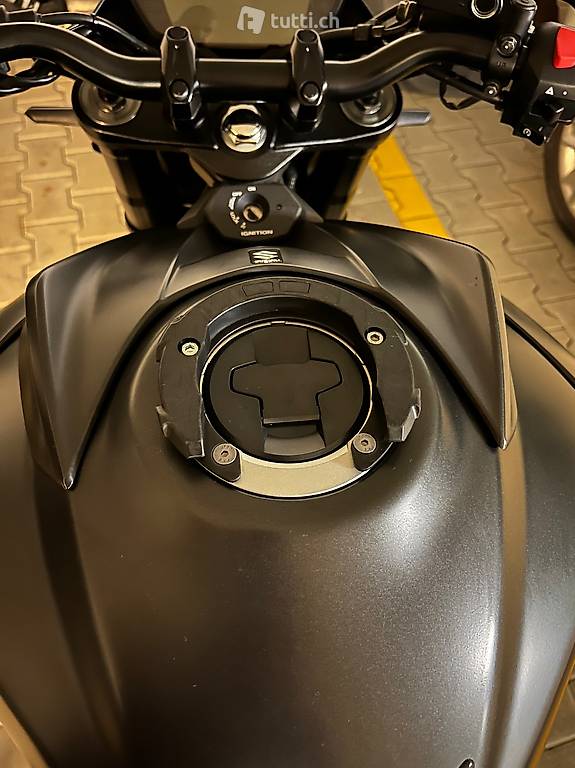 Suzuki GSX-S 750 L7-M0 Suzuki Suzuki GSX-S 750 L7-M0