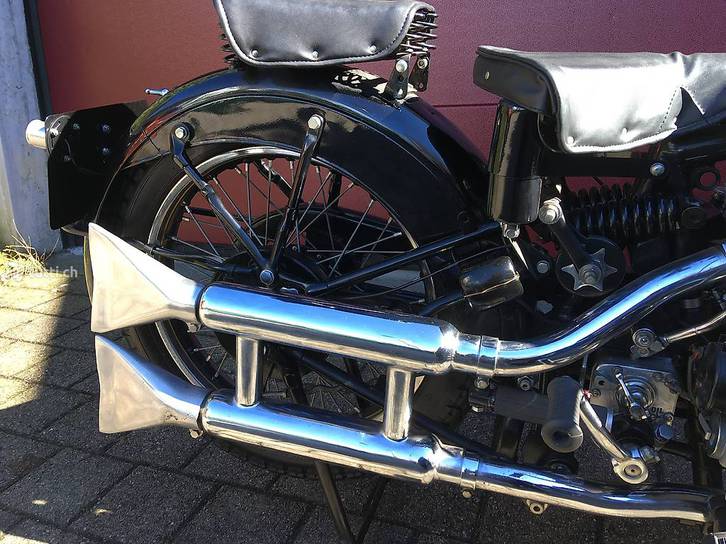 Brough Superior Black Alpin 680 Brough Superior Brough Superior Black Alpin 680