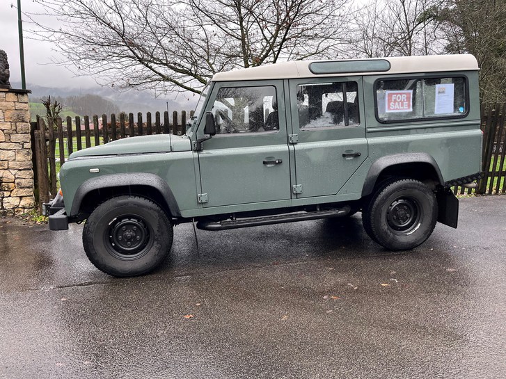 Land Rover Defender 110 2.4 Tdi SW Land Rover Land Rover Defender 110 2.4 Tdi SW