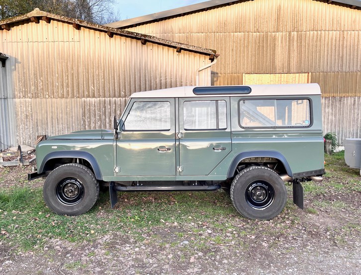 Land Rover Defender 110 2.4 Tdi SW Land Rover Land Rover Defender 110 2.4 Tdi SW