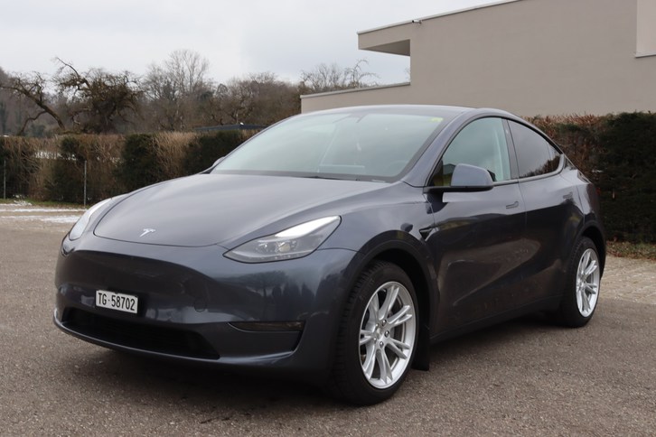 Tesla Model Y Long Range