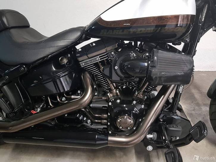 Harley-Davidson FXSE 1800 Pro Street Breakout CVO ABS Harley-Davidson Harley-Davidson FXSE 1800 Pro Street Breakout CVO ABS