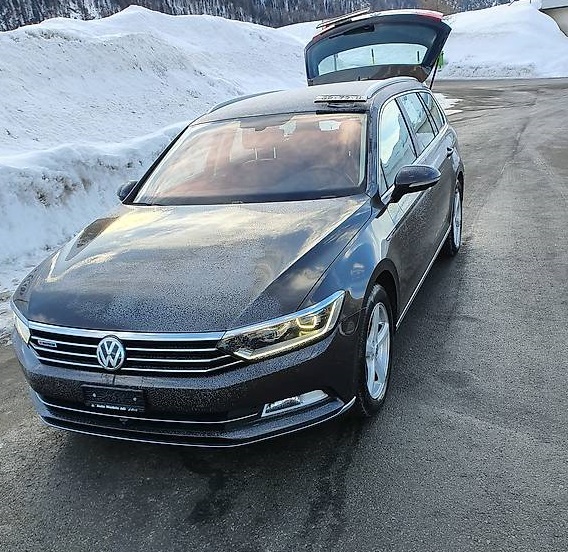 VW Passat Variant 2.0 TDI 240 SCR Highl. DSG 4m VW VW Passat Variant 2.0 TDI 240 SCR Highl. DSG 4m