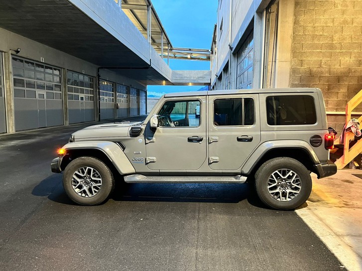 Jeep Wrangler 2.0 Turbo Overland Unlimited 4xe Jeep Jeep Wrangler 2.0 Turbo Overland Unlimited 4xe