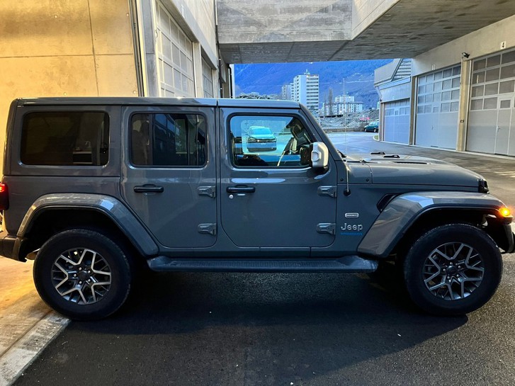 Jeep Wrangler 2.0 Turbo Overland Unlimited 4xe