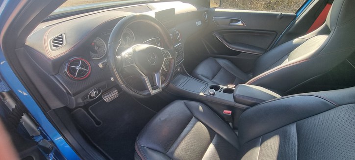 Mercedes-Benz A-Klasse W176 A 250 Sport Mercedes-Benz Mercedes-Benz A-Klasse W176 A 250 Sport
