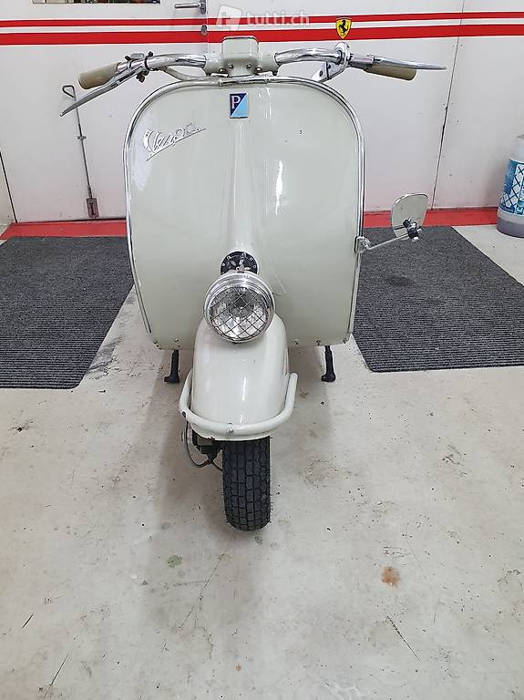Piaggio Faro Basso VM1T (Roller) Piaggio Piaggio Faro Basso VM1T (Roller)