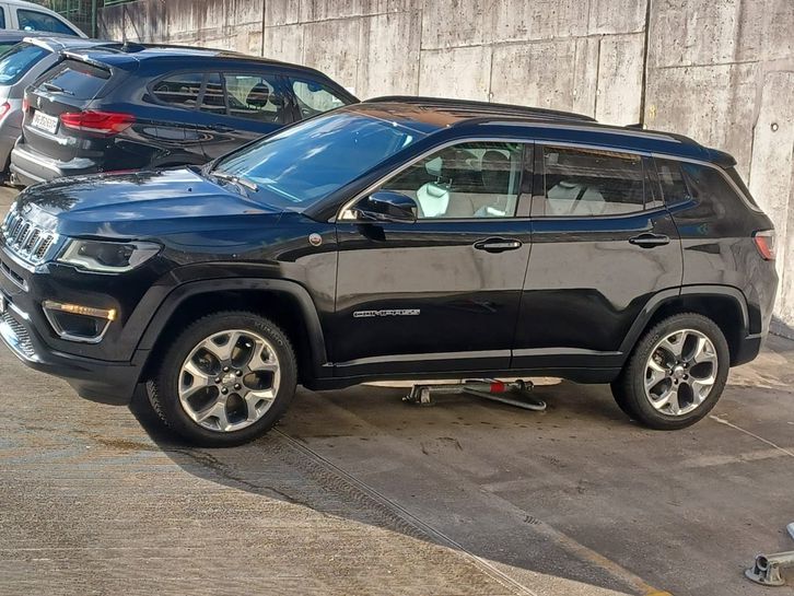 Jeep Compass 1.4 MultiAir Limited AWD Jeep Jeep Compass 1.4 MultiAir Limited AWD