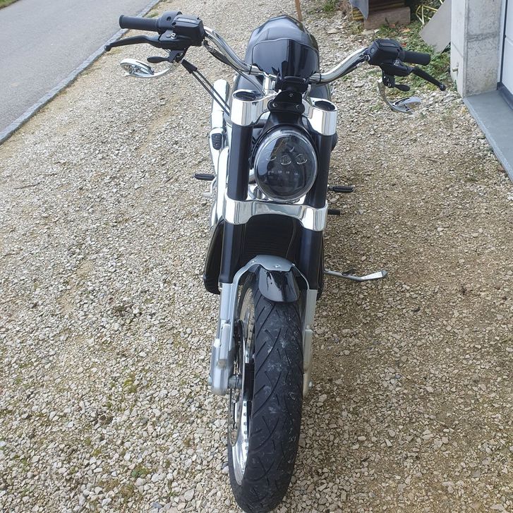Harley-Davidson VRSCR 1130 V-Rod Street Road Harley-Davidson Harley-Davidson VRSCR 1130 V-Rod Street Road