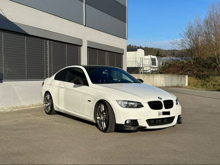 BMW 3er Reihe E92 Coupé 335i BMW BMW 3er Reihe E92 Coupé 335i