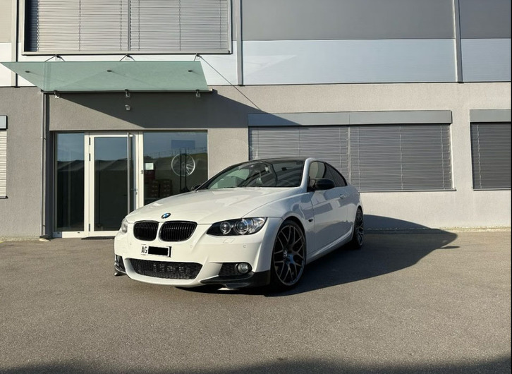 BMW 3er Reihe E92 Coupé 335i BMW BMW 3er Reihe E92 Coupé 335i