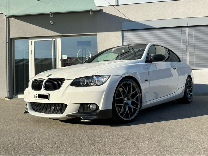 BMW 3er Reihe E92 Coupé 335i BMW BMW 3er Reihe E92 Coupé 335i