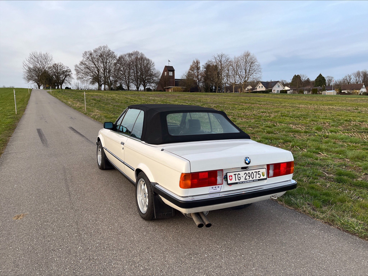 BMW E30 Cabriolet 320i BMW BMW E30 Cabriolet 320i