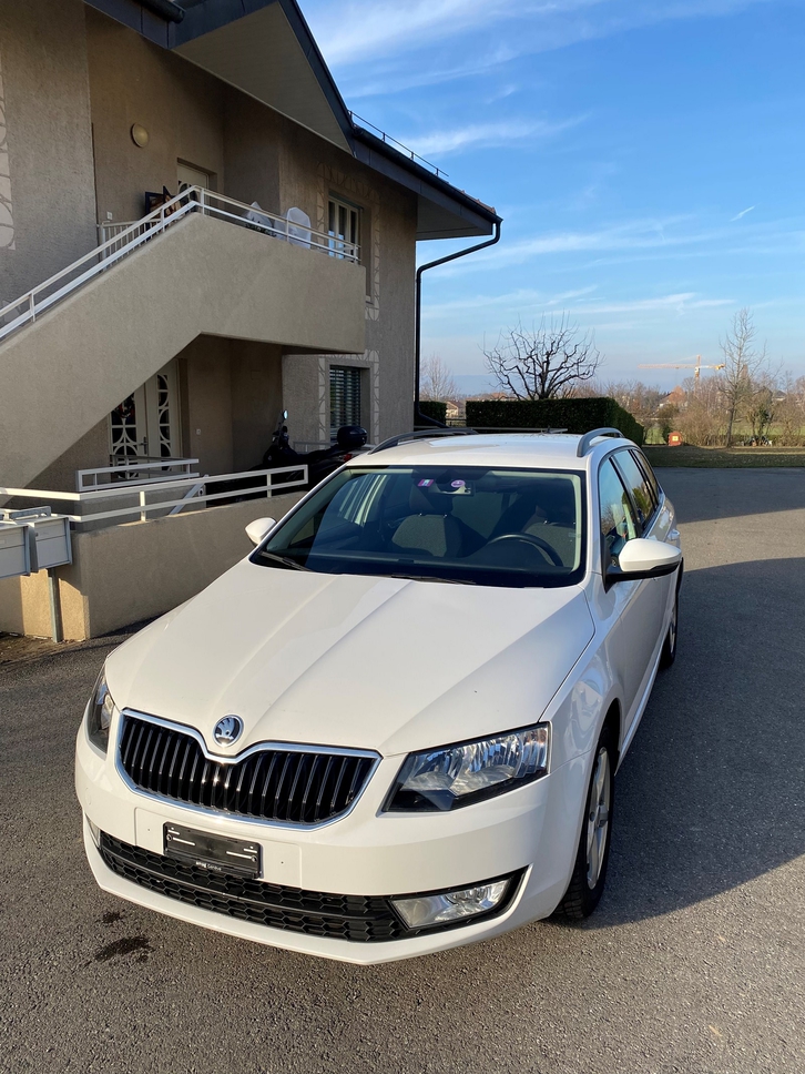 Skoda Octavia Combi 1.8 TSI Elegance 4x4 DSG Skoda Skoda Octavia Combi 1.8 TSI Elegance 4x4 DSG