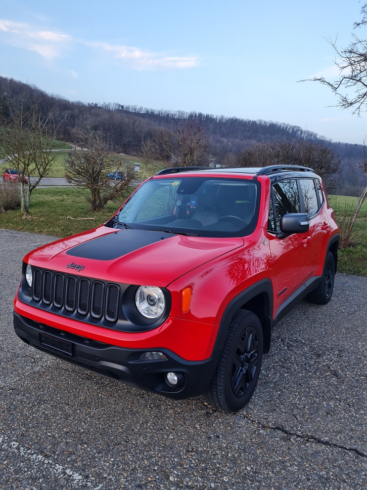 Jeep Renegade 2.0 CRD 170 Trailhawk AWD Jeep Jeep Renegade 2.0 CRD 170 Trailhawk AWD