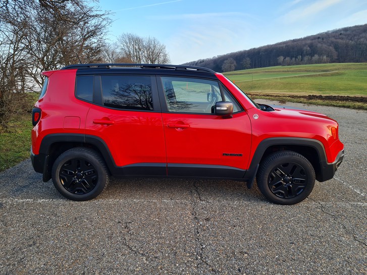Jeep Renegade 2.0 CRD 170 Trailhawk AWD Jeep Jeep Renegade 2.0 CRD 170 Trailhawk AWD