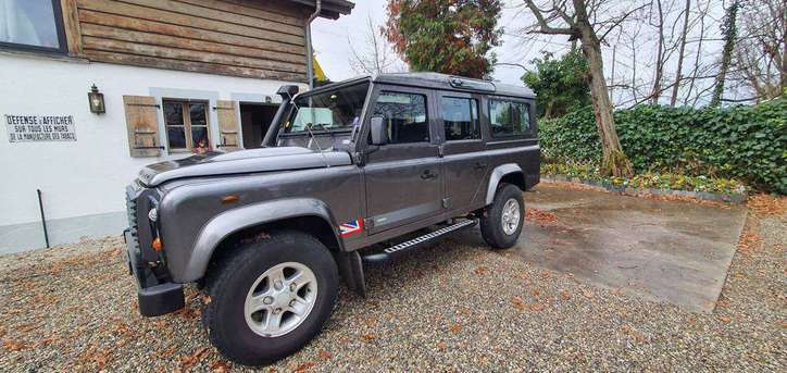 Land Rover Defender 110 2.2 TD4 SW Legend Land Rover Land Rover Defender 110 2.2 TD4 SW Legend